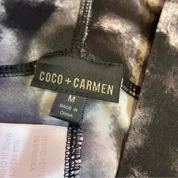 Coco+Carmen Black and White Legging - Picture 3 of 3